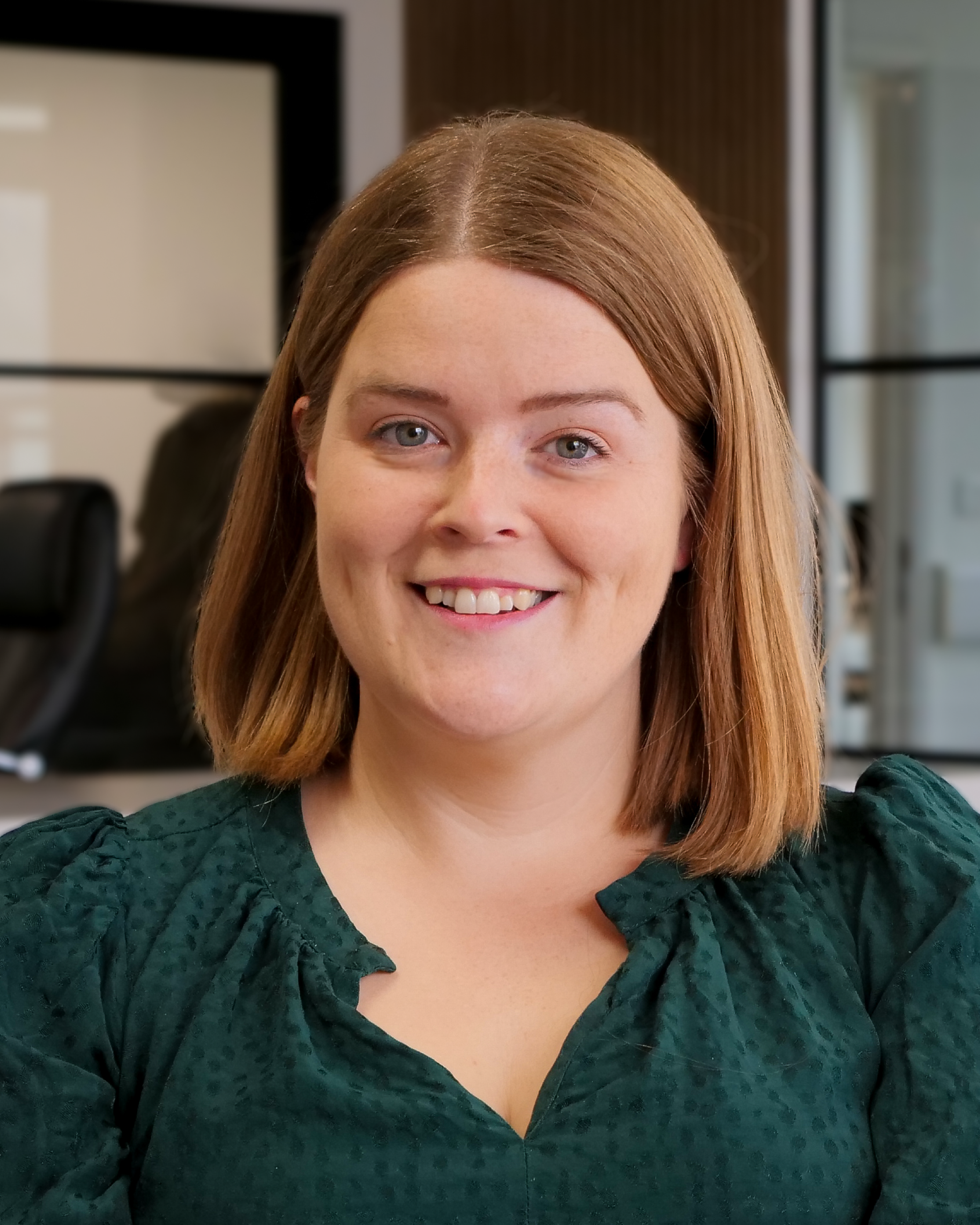 Lisa Hogg, Account Director